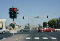 غرامة مخالفة قطع الإشارة بجميع الحالات وبحدها الأعلى والأدنى