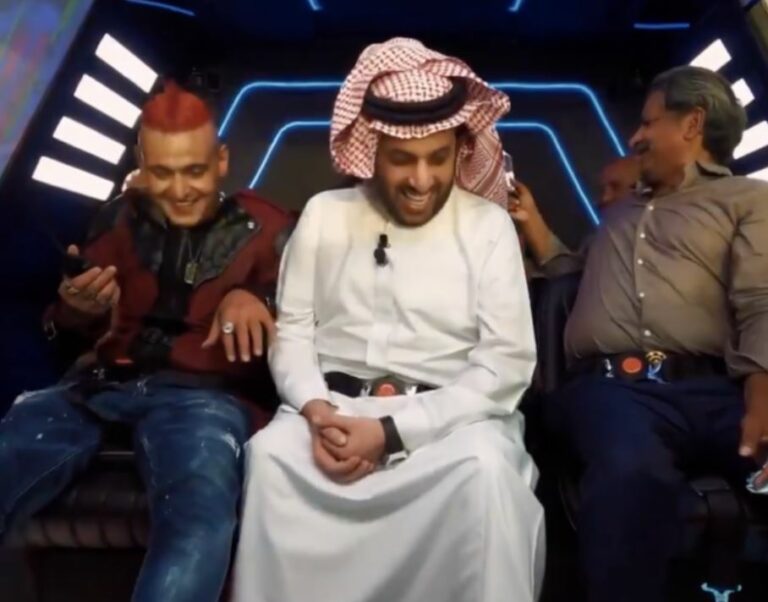 شاهد.. تركي آل الشيخ يفاجئ متابعيه بفيديو من داخل غرفة الأسرار لبرنامج رامز عقله طار