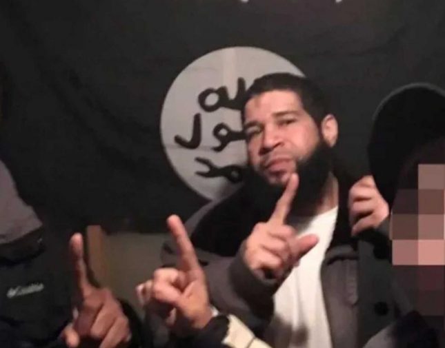 ‏عميل سري لواشنطن أوقع به.. تفاصيل الحكم بالسجن على أمريكي بتهمة مساعدة داعش