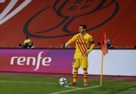 فيديو.. وجود والد ليونيل ميسي في برشلونة يثير الشكوك بشأن تجديد عقده مع برشلونة