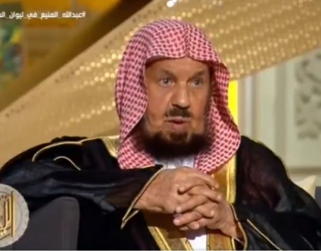 بالفيديو المنيع يكشف كيف رد على محمد الجميح عندما قال له ما نعرفكم إلا بواريد كيف صرتوا حراقيص