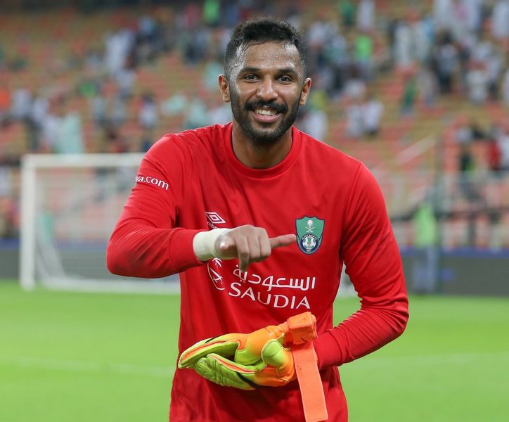 النصر يُقدم عرضًا رسميًا لضم حارس الأهلي العويس.. وهذه قيمة العرض