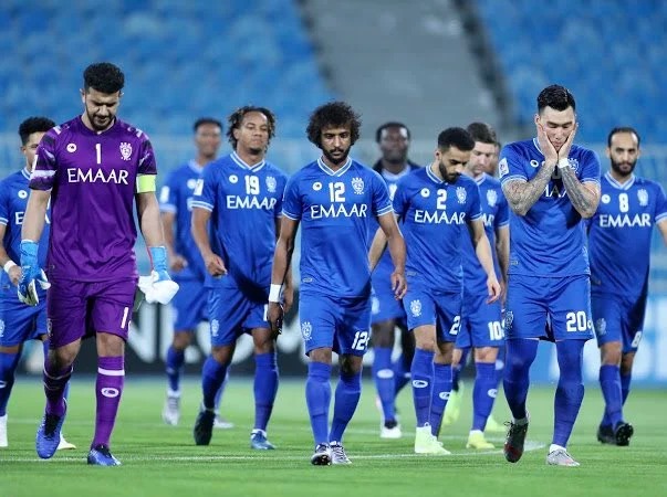 الهلال يتلقى ضربة موجعة قبل مواجهة الشباب في ديربي الرياض