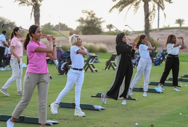 بالصور: قولف السعودية تطلق أولى فعاليات مبادرة نادي السيدات أولاً