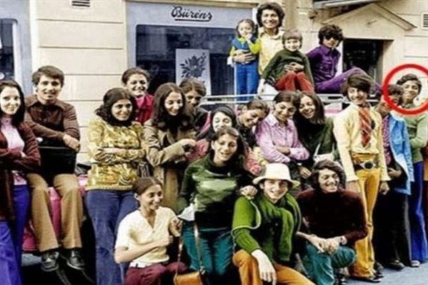 شاهد: صورة نادرة لزعيم القاعدة السابق بن لادن قبل أكثر من 50 عاما 546228a4 d550 48a1 95d4 7b37ca0041f4 16x9 1200x676 645x505 600 x 400 - شاهد: صورة نادرة لزعيم القاعدة السابق بن لادن قبل أكثر من 50 عاما
