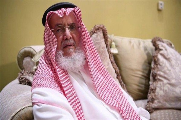 عمل بـ هارفارد وساهم بوضع مناهج الرياضيات بالمملكة.. قصة العالم السعودي علي الدَّفاع-فيديو