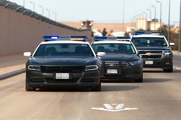 شرطة الرياض تطيح بمواطن لقيادته مركبة على رصيف مخصص للمشاة