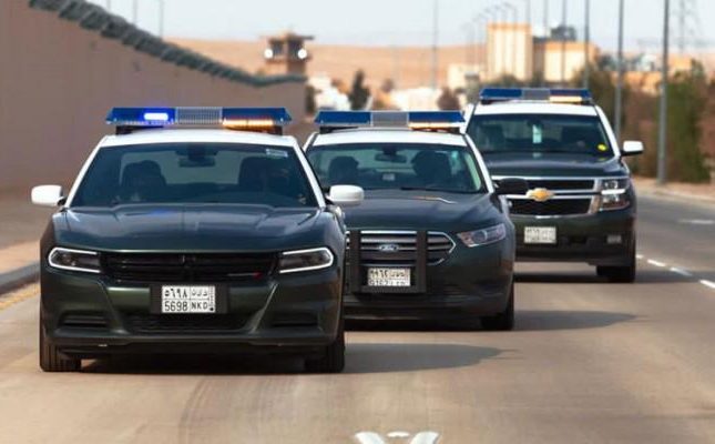 تفاصيل القبض على 4 من منسوبي مكافحة الفساد بينهم ضابط برتبة عقيد