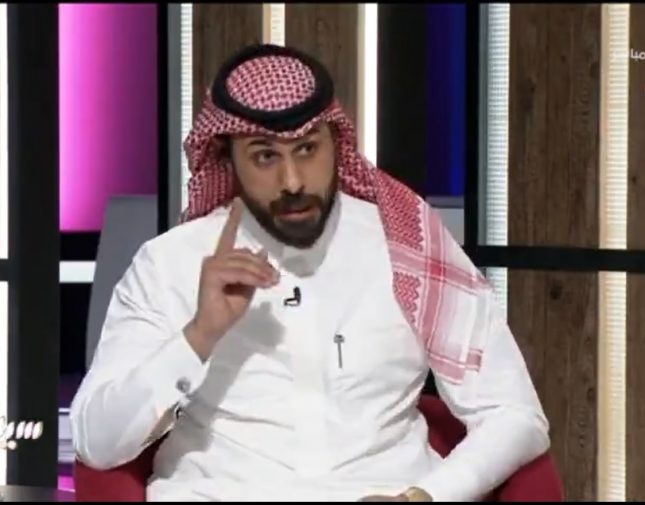 شاهد.. مختص يكشف عن أهم إجراء عند شراء الذهب والمجوهرات يمنع البائع من الغش والتلاعب