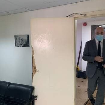 شاهد: مشاجرة بين حراس المرأة الحديدية وموظفي وزارة الخارجية اللبنانية 223 1 - شاهد: مشاجرة بين حراس المرأة الحديدية وموظفي وزارة الخارجية اللبنانية