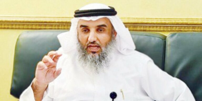وكيل الصحة المساعد: ليس من الحكمة أن تلغي موعد ابنك لأنك تبحث فقط عن فايزر!
