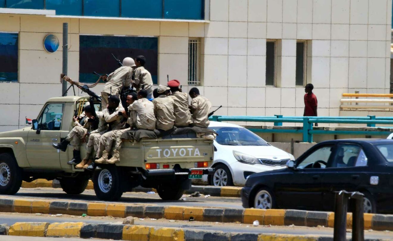 السودان.. اقتحام مقر الإذاعة والتلفزيون في أم درمان واحتجاز عدد من العاملين