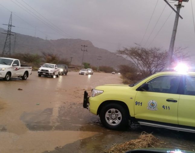 تنبيه عاجل من الدفاع المدني: هطول أمطار رعدية وسيول ابتداءً من اليوم وحتى الجمعة.. والكشف عن المناطق المتأثرة