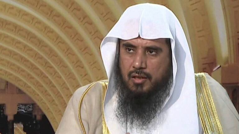 بالفيديو: هل توجد زكاة على أموال وصايا الأموات؟.. الشيخ الخثلان يرد
