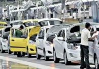 بلومبيرج: أزمة إنتاج السيارات الجديدة عالميًا مستمرة إلى عام 2022