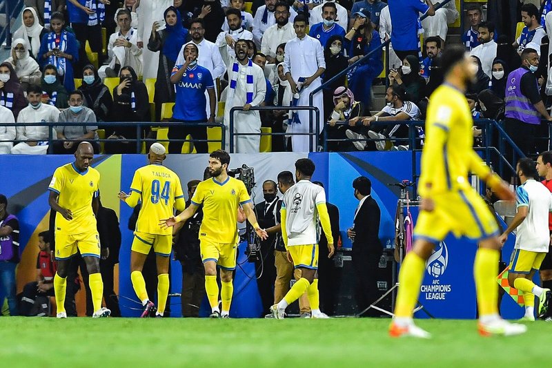 تاليسكا لجماهير النصر: أبقوا رؤسكم مرفوعة فلدينا تحديات قادمة