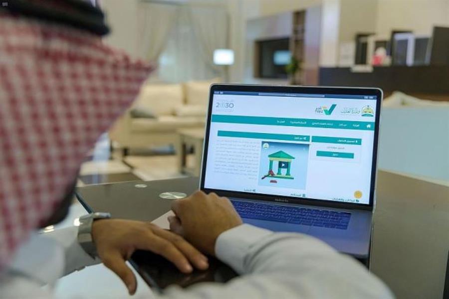 العدل تتيح تقديم الدعاوى إلى المحاكم التجارية في الرياض وبريدة عبر ناجز