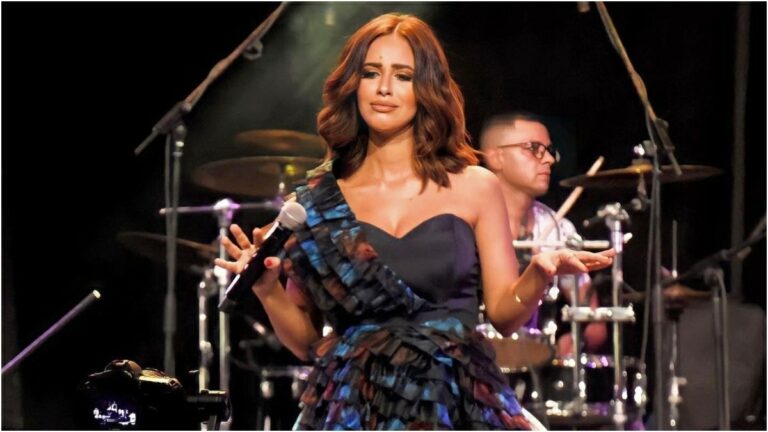 رنا سماحة توثق مشاهد من زفافها في أغنيتها الجديدة بظهور تامر حسني -فيديو