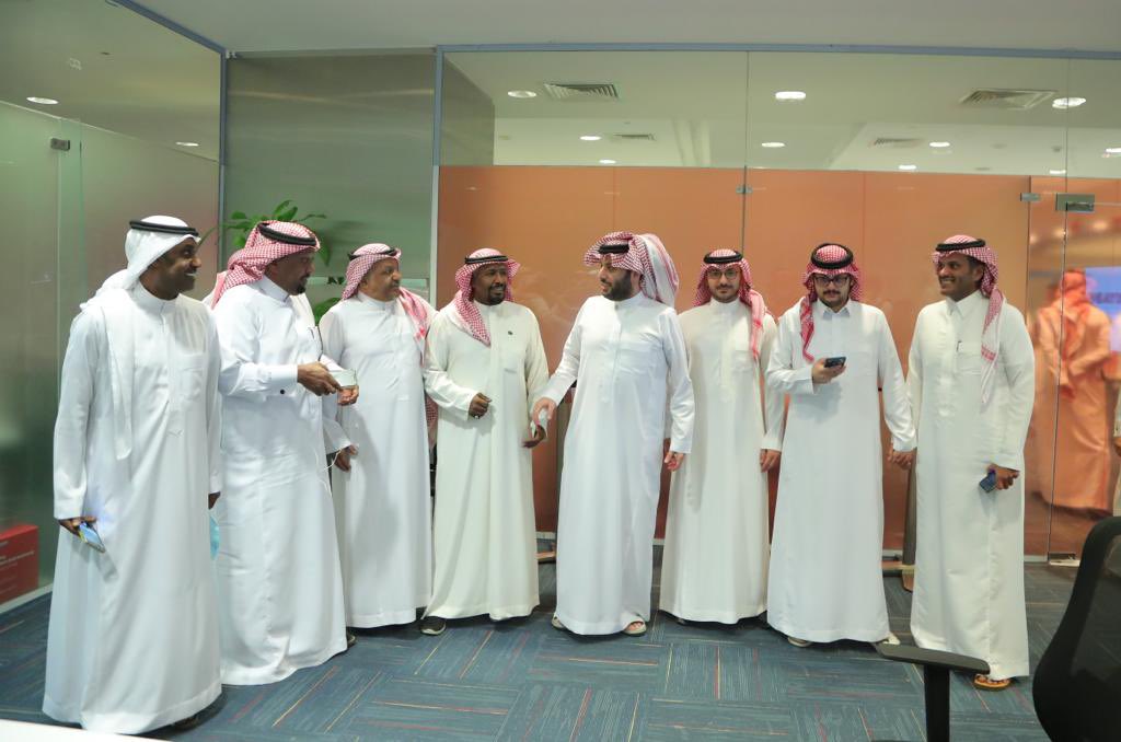 شاهد تركي آل الشيخ ينشر صور اجتماعه مع المطربين الشعبيين.. ويكشف عن اتفاقه معهم FBmc7qtXEAQaMPX - شاهد تركي آل الشيخ ينشر صور اجتماعه مع المطربين الشعبيين.. ويكشف عن اتفاقه معهم