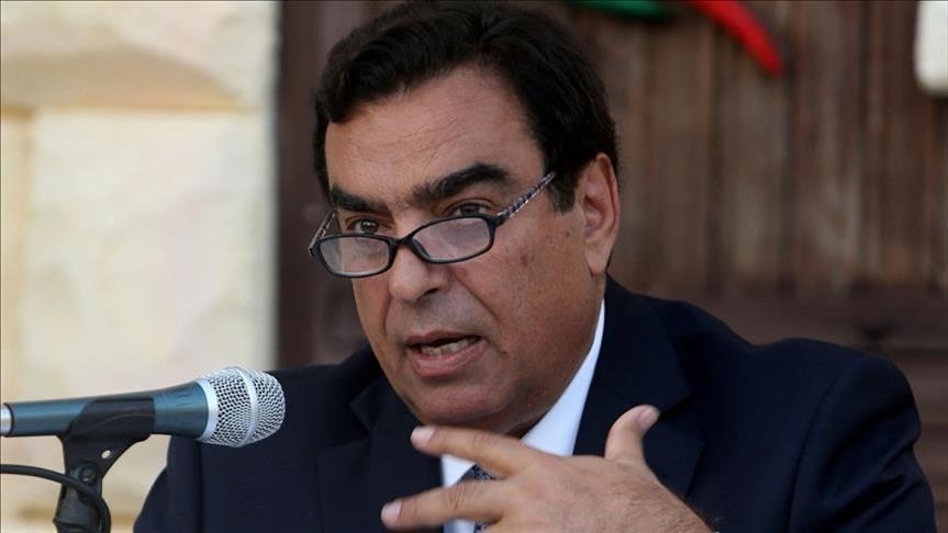 صحيفة كويتية: تم اختيار وزير إعلام لبناني آخر بدلا من قرداحي