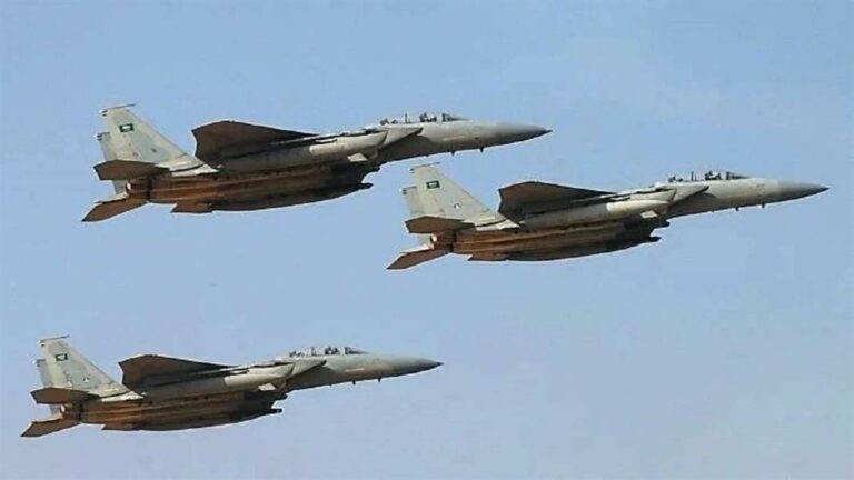التحالف ينفذ ضـربات جوية لأهداف عسكرية مشروعة بصنعاء