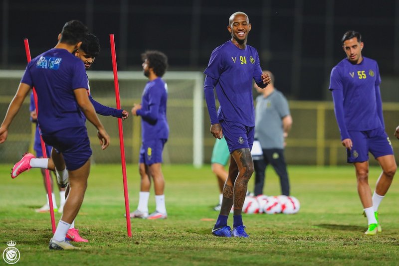 النصر: مادو يغادر إلى قطر .. وحمدالله يلتحق بالفريق يوم الأحد