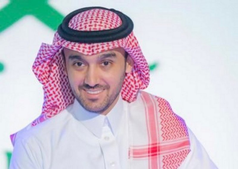 وزير الرياضة الفيصل يهنئ الهلال باللقب الآسيوي: هذا الإنجاز يُعد تأكيدًا للتطور الذي يعيشه القطاع الرياضي