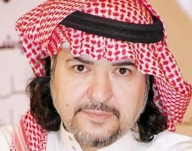 أول رد من نجل الفنان خالد سامي على شائعة وفاة والده : الله لا يوفق صاحب الخبر