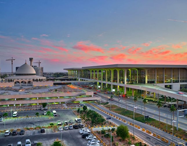 قائمة بأكبر 10 مطارات بالعالم من حيث المساحة.. ومطار سعودي في الصدارة