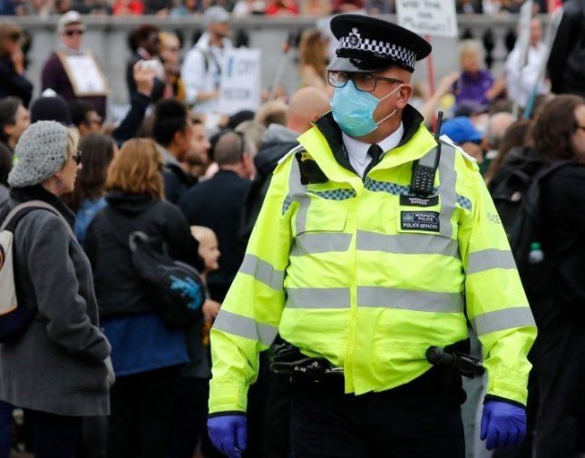 بريطانيا تعلن عن حصيلة يومية صادمة بشأن عدد إصابات كورونا منذ بدء الجائحة