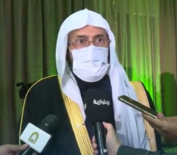 وزير الشؤون الإسلامية: لا مكان في المساجد للمستهتر بالإجراءات الاحترازية -فيديو