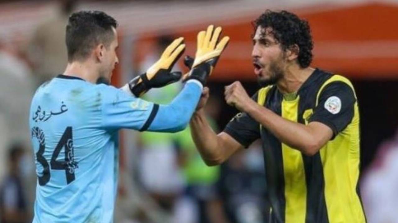 تحت أنظار حمد الله.. الاتحاد يفوز على الاتفاق ويتمسك بصدارة الدوري السعودي