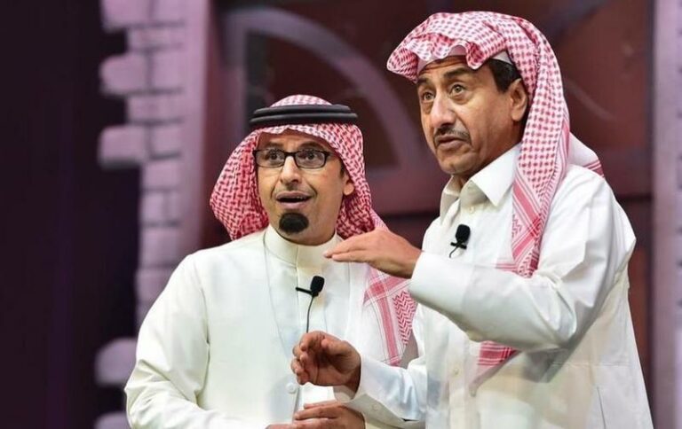 بالفيديو والصور: ناصر القصبي يبدأ مسرحية بخصوص بعض الناس بموسم الرياض بحضور ابنه