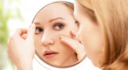 دراسة: تورم الوجه في الصباح قد يشير لحالة خطرة