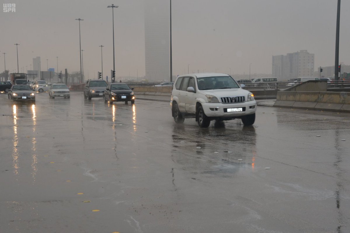 الحصيني يتوقع حالة شتوية باردة وأمطارًا ويحدد بدايتها ومدتها