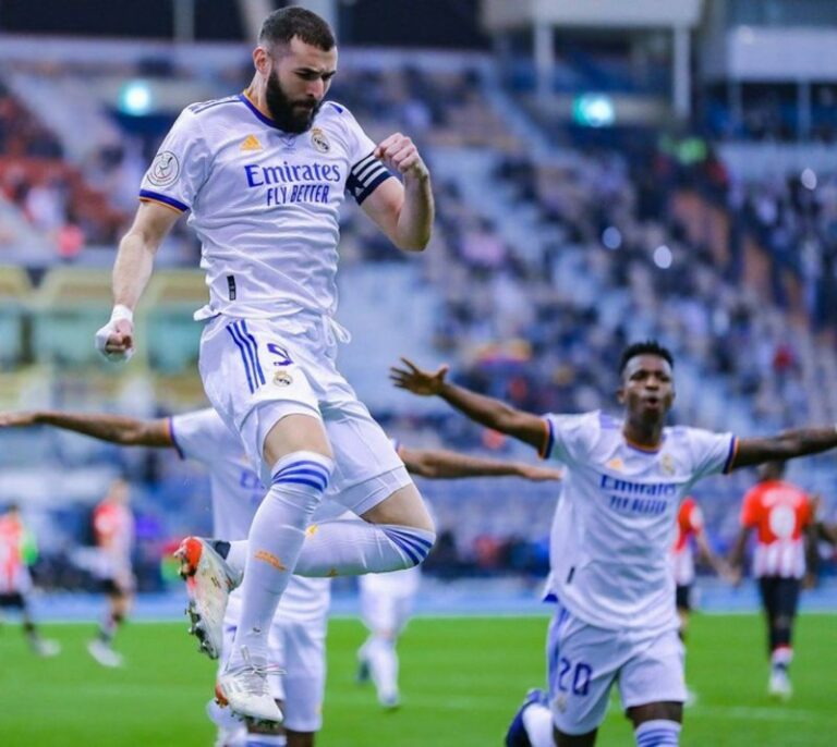 على حساب بيلباو.. وبهدفَيْ لوكا مودريتش وكريم بنزيما.. ريال مدريد يُتوَّج بكأس السوبر الإسباني -فيديو