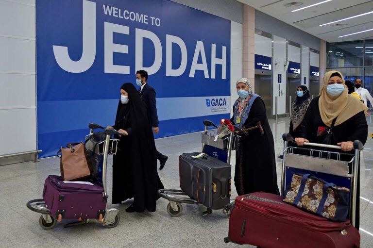بعد رفع قيود كورونا هل يمكن السفر إلى دول الخليج باستخدام الهوية الوطنية؟.. الجوازات تجيب