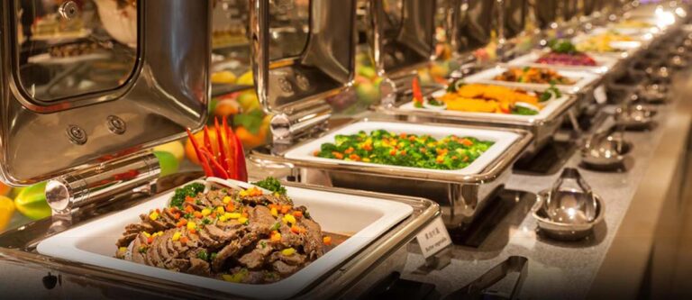 اتحاد الغرف يكشف حقيقة السماح للمطاعم بتقديم المأكولات في نهار رمضان