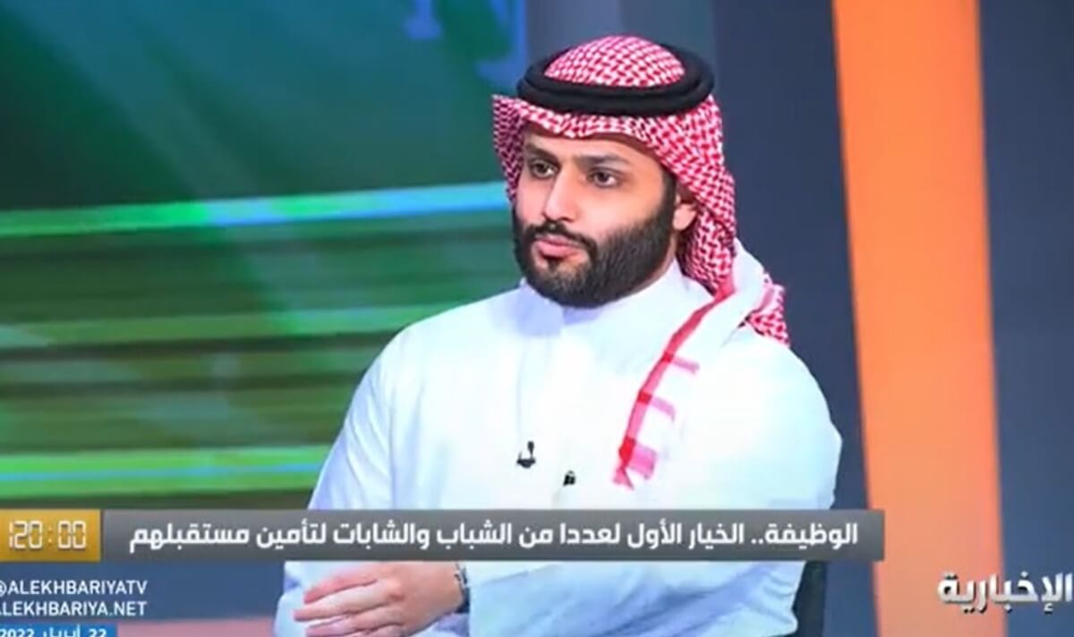 عبد الله الفوزان الاستقالة أفضل قرار بحياتي وهذا دخلي شهريًا فيديو