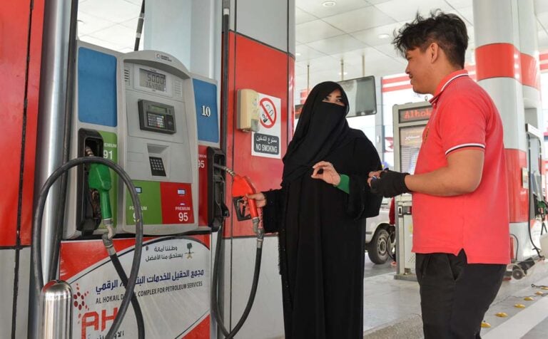 أرامكو تعلن أسعار الوقود الجديدة في المملكة خلال شهر مايو
