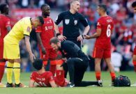 ضربة موجعة لـ الريدز.. إصابة محمد صلاح في نهائي كأس إنجلترا