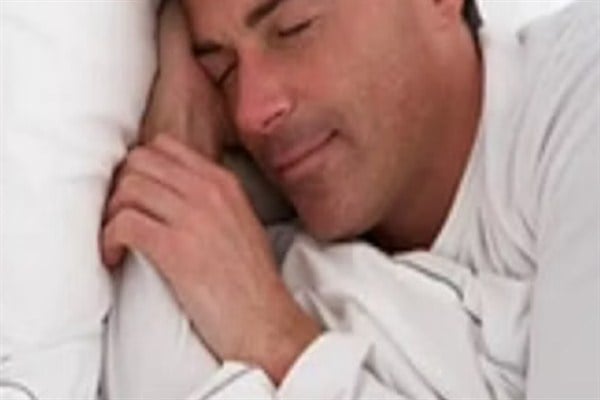بـ الهدوء الغريب.. كيف يعالج النوم مشاعرك ويجهزك لليوم التالي؟