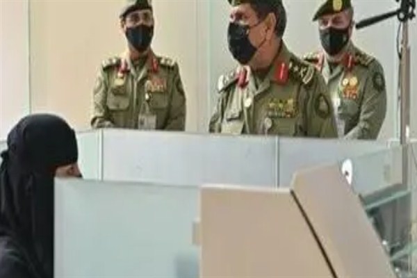 مدير عام الجوازات يتفقد صالات استقبال ضيوف الرحمن بميناء جدة الإسلامي