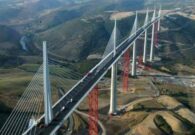 بدءَ تنفيذ أعمال صيانة واستبدال فواصل التمدد على جسر وادي لبن