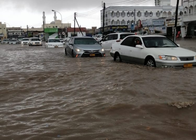 فيديو.. 4 نصائح لقيادة آمنة في الأمطار