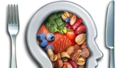 5 أطعمة مهمة لصحة الدماغ وتحسين الذاكرة.. تعرف عليها