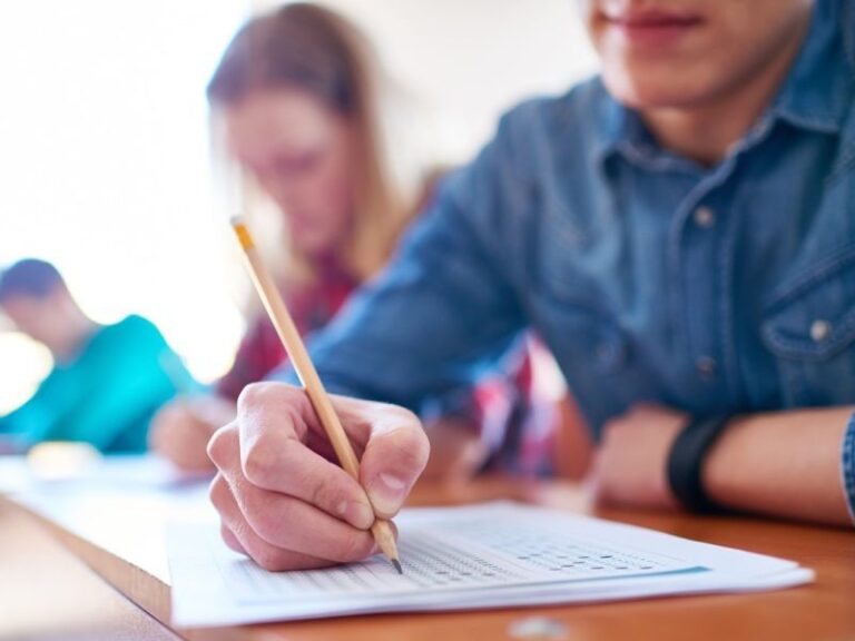 من موقع قياس وتطبيق توكلنا .. كيف أطلع نتيجة القدرات