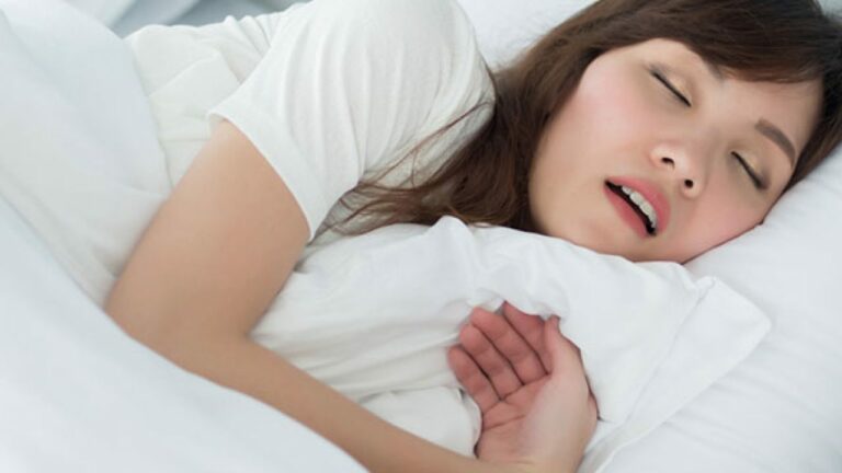 نصائح تساعدك على التخلص من الشخير أثناء النوم