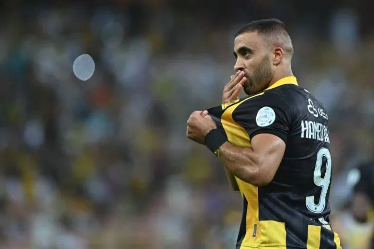 تعرف على تفاصيل الحكم الصادر من الفيفا ضد النصر في قضية حمدالله
