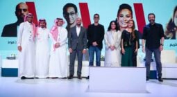 بالصور والفيديو: ماذا يفعل كريم عبدالعزيز وهند صبري ونيللي كريم في معرض الرياض الدولي للكتاب؟